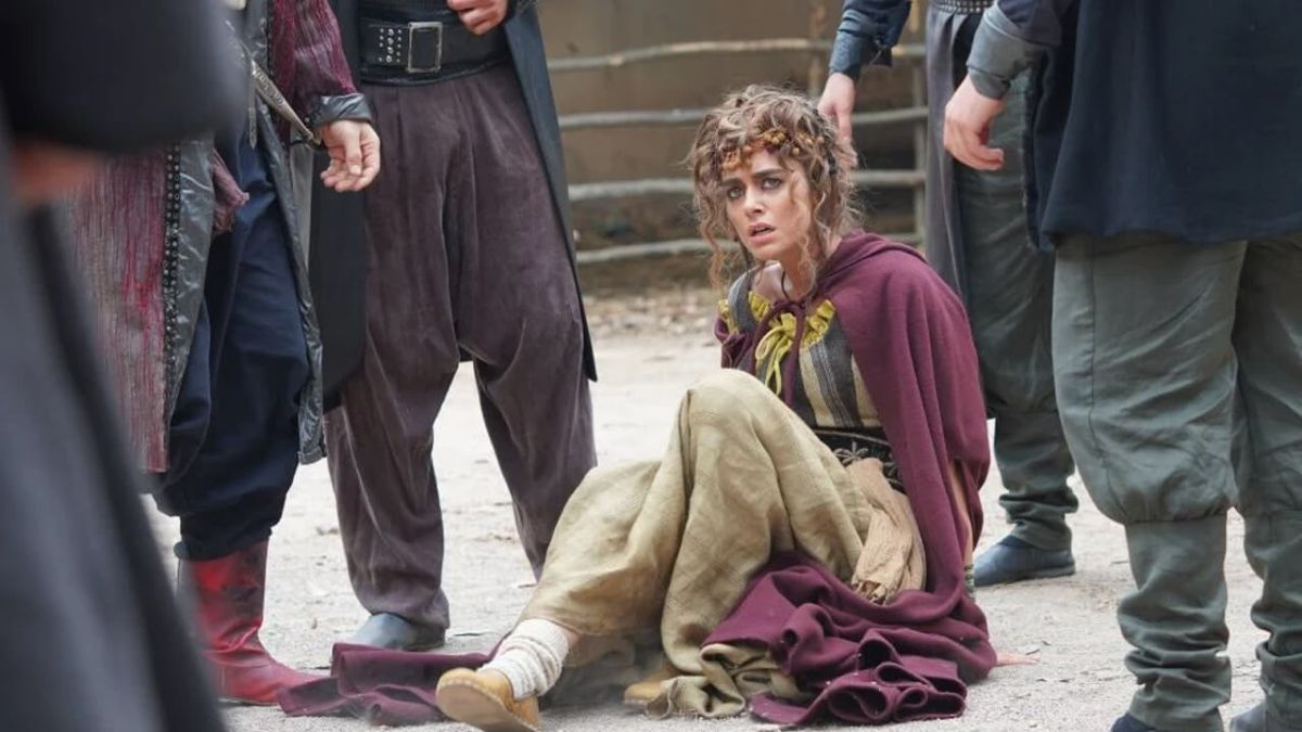 Кадр из Мевлана: Опьянённый любовью